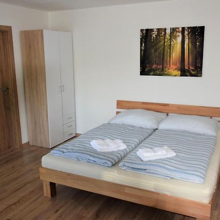 Ademi Apartments Smrecany Bagian luar foto